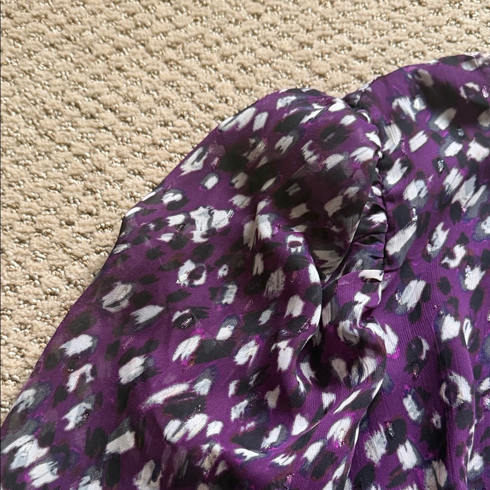‼️ Express Purple Patterned Top ‼️ - Picture 3 of 5